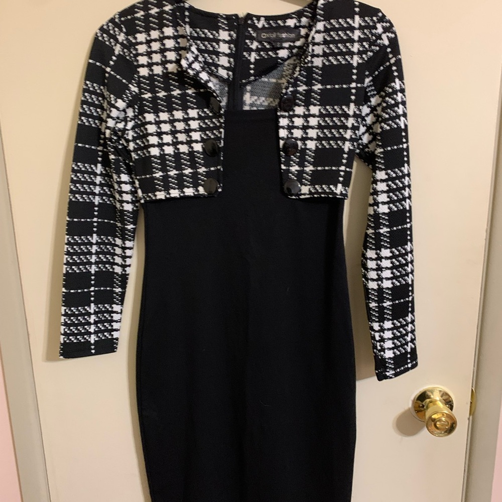 Chic Black and White Women's Dress